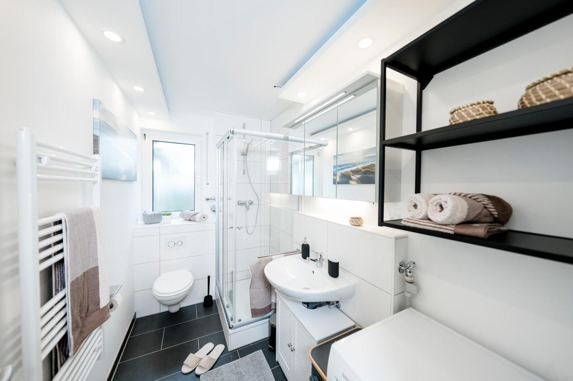 Bellabene Modernes Studio Apartment In Zentraler Lage Mit Terrasse, Parkplatz, Smarttv Pforzheim Dış mekan fotoğraf